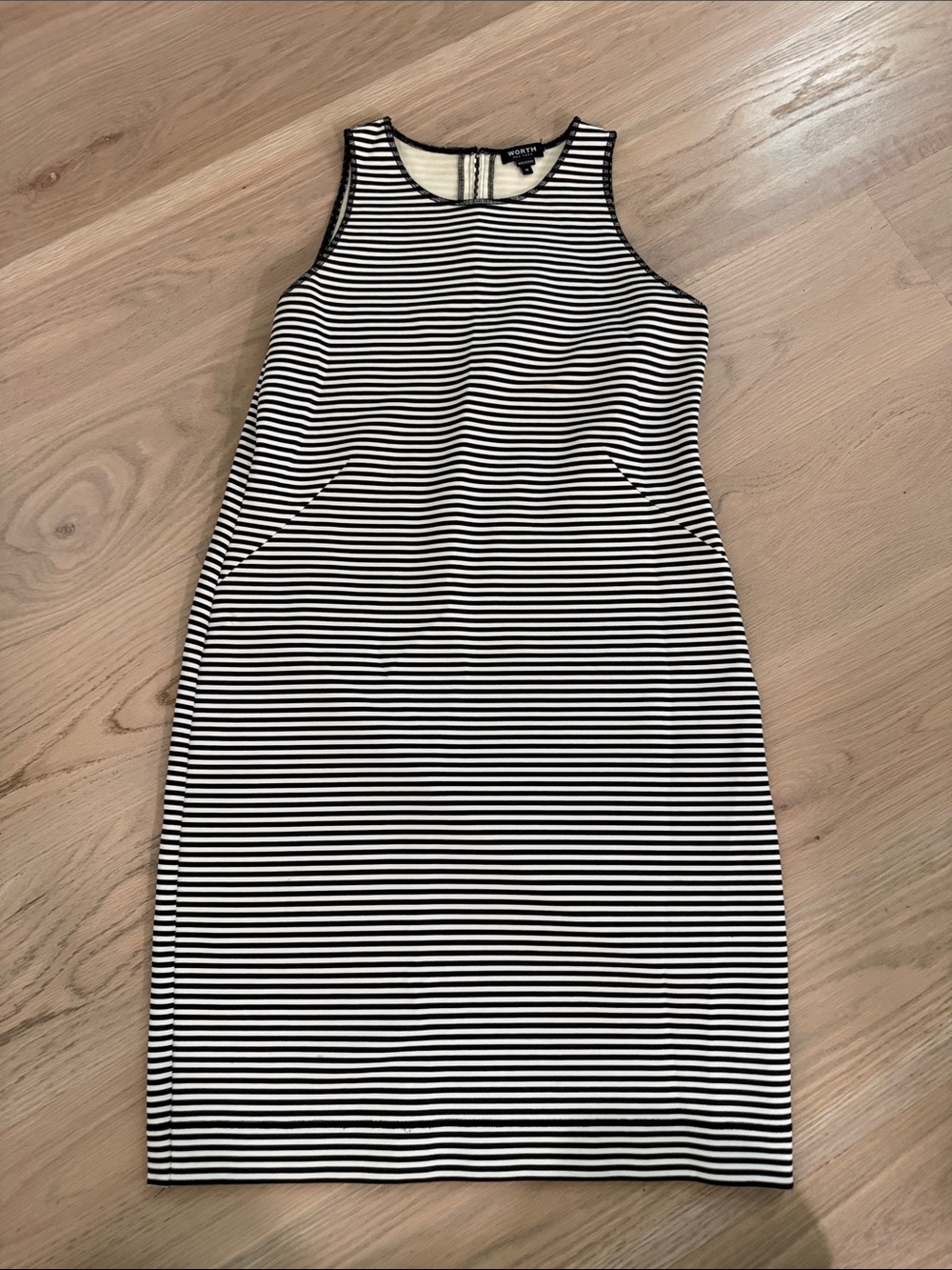 Worth New York Black White Striped Sleeveless Shift Dress Pocketed 10